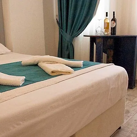 Hotel Tenes