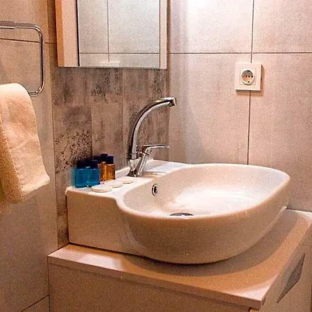 Hotel Tenes 3*